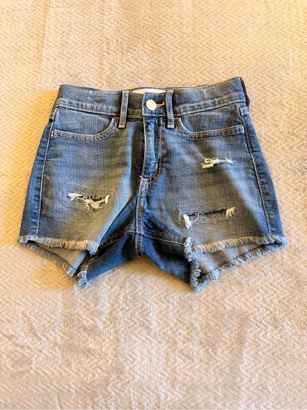 Abercrombie Kids High Rise Relaxed Distressed Denim Shorts Size 7/8
